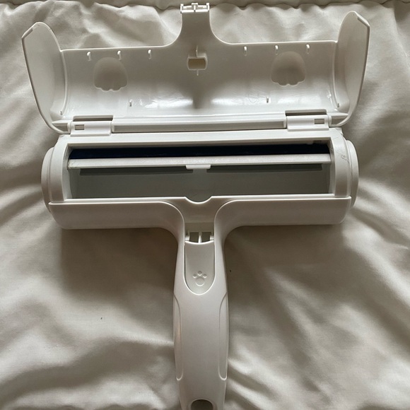 Pet Hair Remover Roller ACE2ACE Reusable Hair Remover Brush For Cats & Dogs - Picture 5 of 5